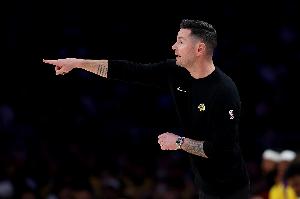 雷迪克：除了个别球员 大部分人都展示了极强的竞争意识和凝聚力