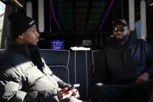 杰伦·布朗：库里夺走了我的一枚戒指 我到现在还很生气