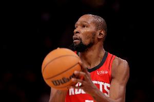 KD：我们上半场打那么好被逆转真的糟透了 我讨厌以这种方式输球