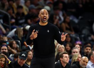 乌度卡：关键时刻必须带着自信把球罚进 我们罚丢了而对手进了