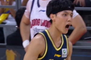 激情怒吼！徐杰再中三分 帮助广东反超比分打停广州