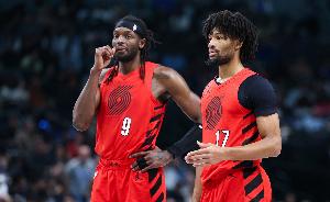 美媒体人：开拓者这批糟糕的球员还想跑轰？打得快但你投不进啊