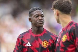 邮报：梅努与曼联关系濒临破裂，他认为自己在阿莫林手下没有未来