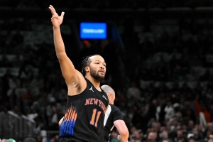 香波特：布伦森能用进两分球拿到40分 他就像一个矮的甜瓜