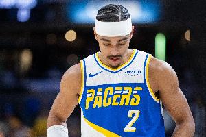 很无奈！内姆哈德19中12&三分5中4空砍全场最高31分 另有4助