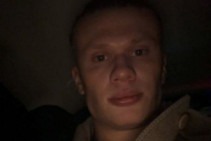 哈兰德与球迷互动：圣诞愿望？我希望世界和平