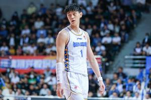 北汽男篮与曾凡博有很好信任基础 奥莫特无法令人满意逐渐边缘化