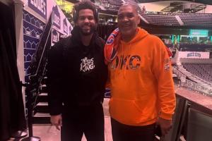 🙏节哀！阿杰伊·米切尔的父亲昨天因突发心脏病去世 享年60岁