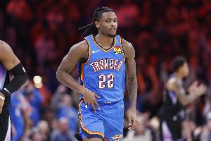 5断！卡森·华莱士：每个人都以防守为傲充满活力并享受比赛乐趣