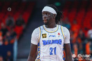 记者：奥莫特目前没有被北京裁掉 距保障期还有一个月左右的时间