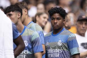 月薪超40万欧！队报：恩德里克的工资对里昂来说是一笔不小的开支