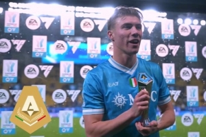 实至名归！霍伊伦被评为那不勒斯2-0米兰全场最佳