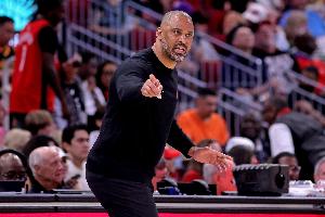 下半场净负22分！乌度卡：防守端的表现令人尴尬 让对手得到74分