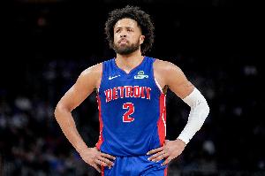 德州本地人！CC：这里就是我家 在家乡球场亲友面前打球意义非凡