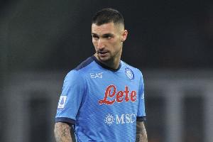 波利塔诺：拉比奥特犯规没染红？背后犯规很疼，但接受裁判的判罚