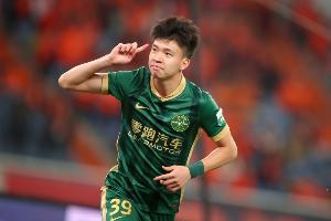 11球，王钰栋是2012年以来首位在中超进球上双的20周岁以下球员