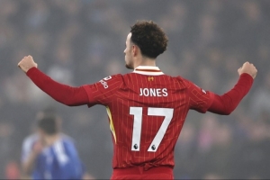 琼斯：我们之前战绩不佳是因为节奏过快了；我很擅于控球控节奏