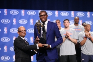 杜兰特：MVP比冠军更珍贵 人人都想当MVP 冠军是团队荣誉