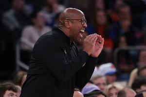 不在主场升起NBA杯冠军旗帜！迈克·布朗：这是管理层做的决定