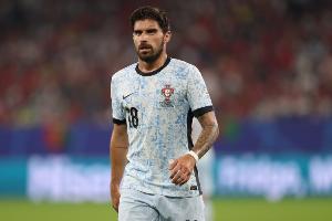 记者：曼联1月有意鲁本·内维斯，新月愿意2000万镑左右放人