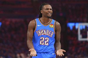 5抢断！切特：卡森·华莱士的抢断让其他人工作都变得更轻松