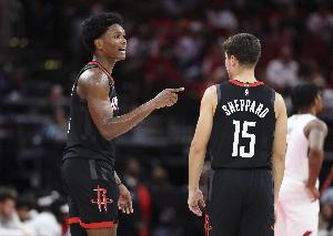 火记：火箭提升关键是谢泼德和阿门能否持球攻 不然只是角色球员