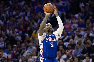 转型成3D中锋！德拉蒙德7中4砍14分13板两双 三分神准4投3中