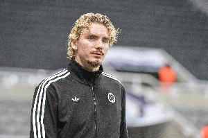 英超对阵切尔西开场20分钟双响，沃尔特马德是赛事历史第4人