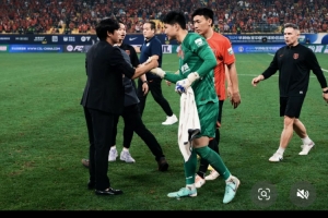 蹇韬告别徐正源：谢谢您的知遇之恩，祝您未来一切顺利