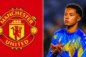 邮报：曼联、利物浦争夺谢周三17岁后卫阿拉奥，前者已报价45万镑