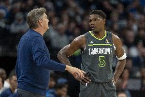 保罗去森林狼？小里弗斯：有华子和芬奇在 我觉得不行 我就说到这