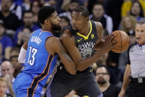 当年把KD换成乔治加盟勇士还能夺冠？静雨：肯定能 他们能拿3连冠