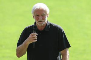 沃勒尔：卡尔的表现令人欣喜，年轻球员涌现对德国足球是好事