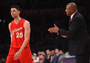 小里弗斯：我爸总接手一些看似能夺冠实则没戏的球队 每次都背锅