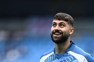 世体：巴萨希望明夏引进新中卫，理想选择是格瓦迪奥尔和巴斯托尼