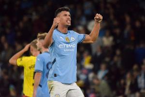 改踢右后卫成主力！努内斯：这是最难踢的位置之一，我现在很享受