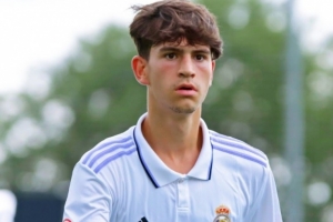 未来可期！阿斯：皇马青训小将梅索内罗在伤缺400多天后完美复出