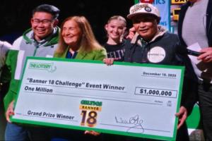 太爽啦！凯尔特人球迷中场休息参加活动 喜提100万美元超级大奖！