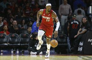 绿军解说：阿德巴约可以打得更主动一些 他的得分和助攻数能更高