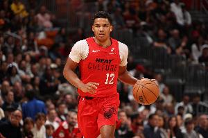 斯波：德鲁·史密斯康复过程中我们让他慢下来 他总想挑战极限