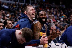 小里弗斯：如果小乔丹还跟年轻的时候一样 约基奇绝对忍不了他