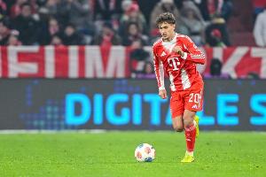 免签淘金！20岁比朔夫加盟拜仁半年，身价涨至4000万的球场多面手