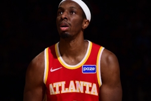 对位文班不易！奥孔武11中3得7分8板5助2断 正负值低至-26