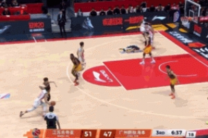 最懂徐昕的人！威金顿再来两次空接抛传 徐昕砸扣&造杀伤