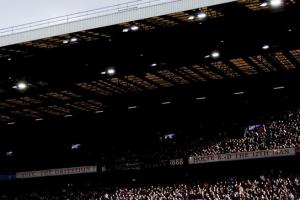 祖上很阔！曼联英超客战维拉一共30次仅输3次，但近4次只赢1次