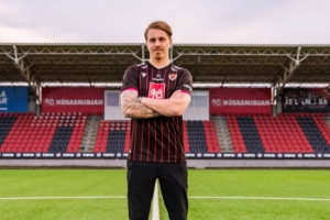 官方：前梅州客家外援奥马尔松加盟冰岛球队维京人，双方签约3年