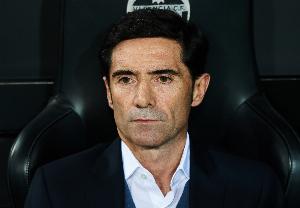 黄潜主帅：现代足球非常注重身体对抗 曾因躲野猪出了严重车祸