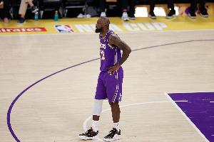 全面！詹姆斯近5场场均27.6分7.2板6.2助1.2断1.2帽 命中率53.8%