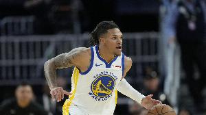 打科尔脸！理查德半场12分5板 此前因为资历不够被DNP三场！