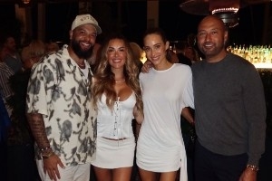 人生赢家！德隆带性感未婚妻参加高尔夫比赛 嫂子这身材相当哇塞